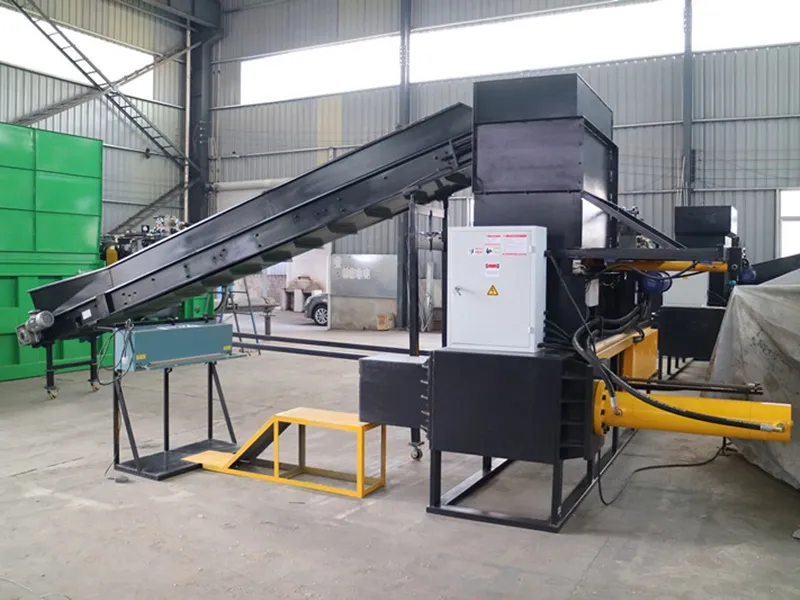Conveyor for bagging baler