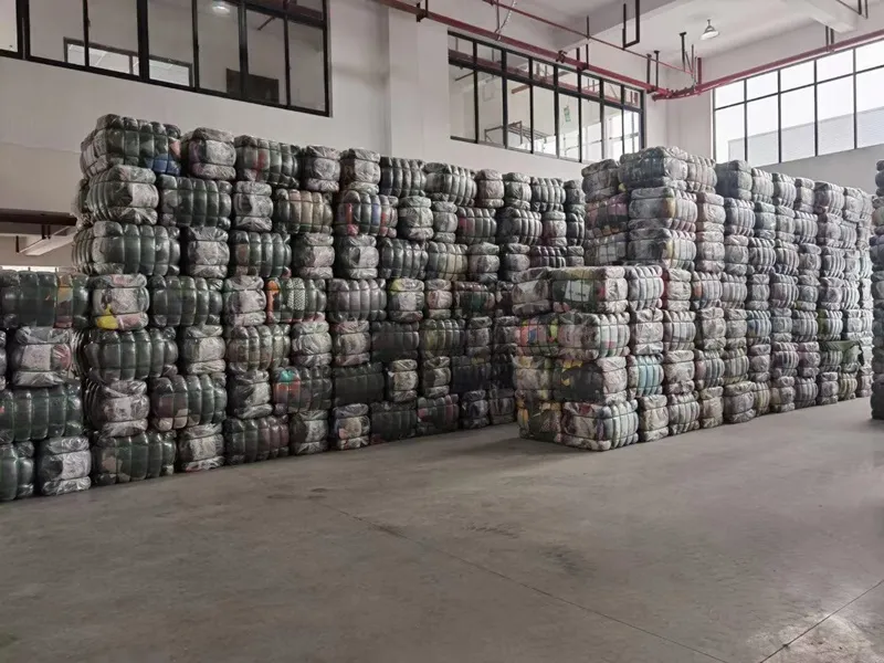 Pneumatic Baler for Used Clothing