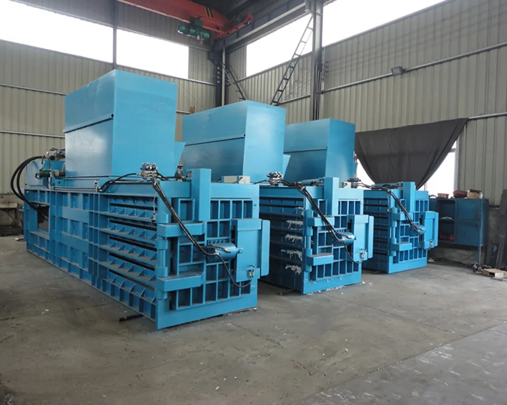 End closed baler