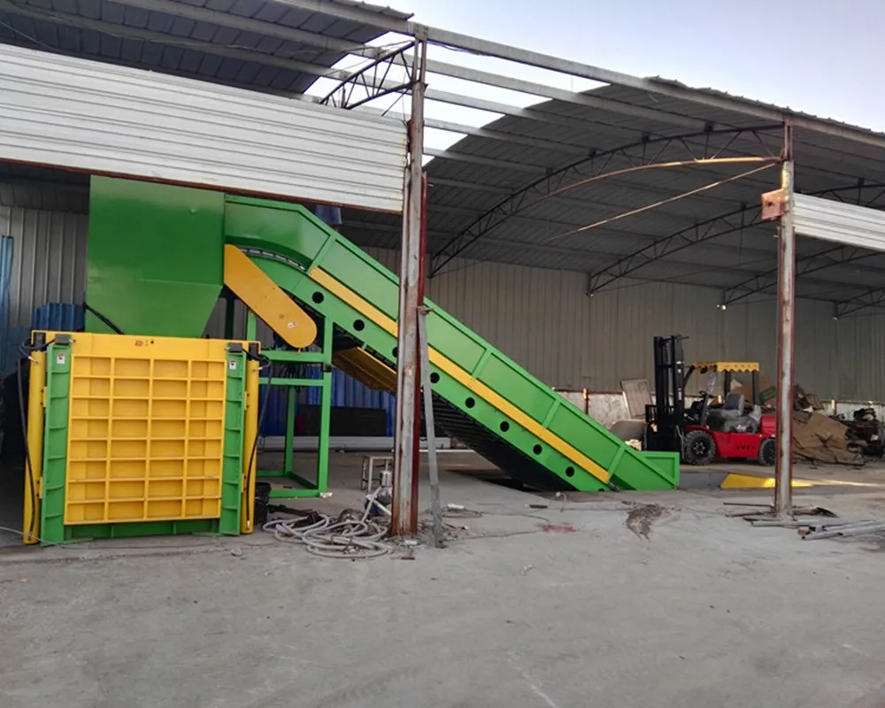 Horizontal baler
