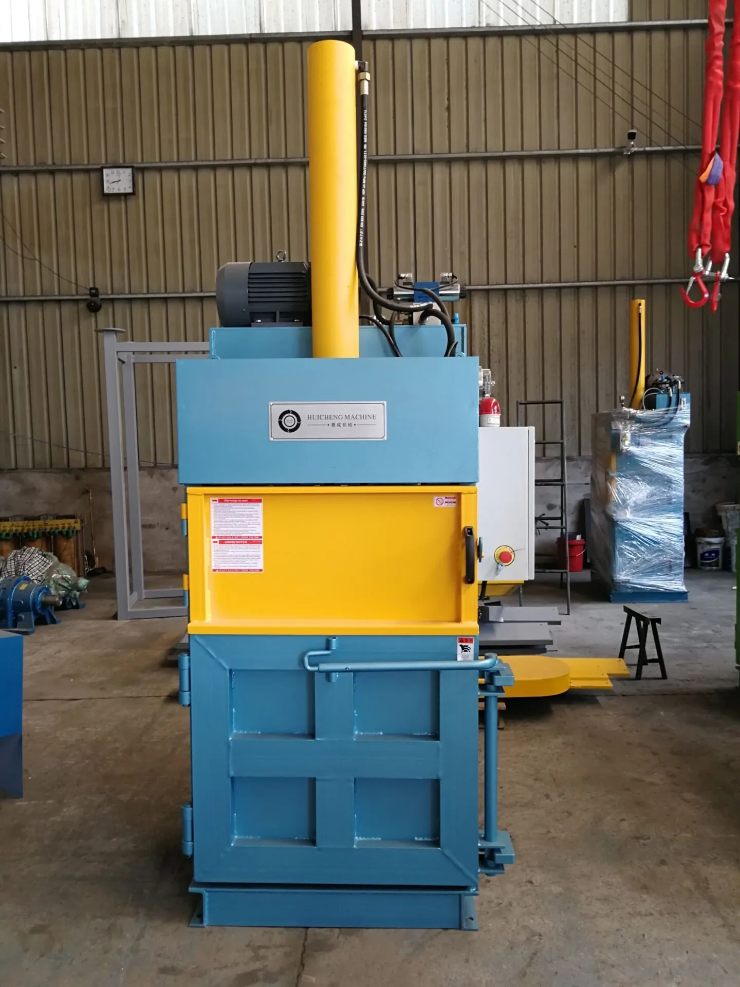 Hydraulic Baler