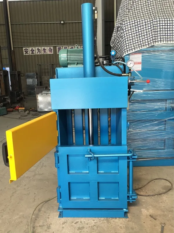 Manual Baler