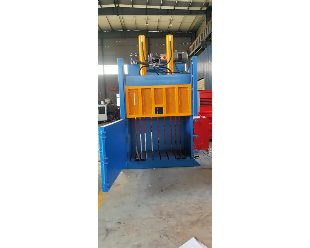 vertical baler for recycling